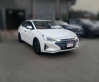 Hyundai Elantra 2023