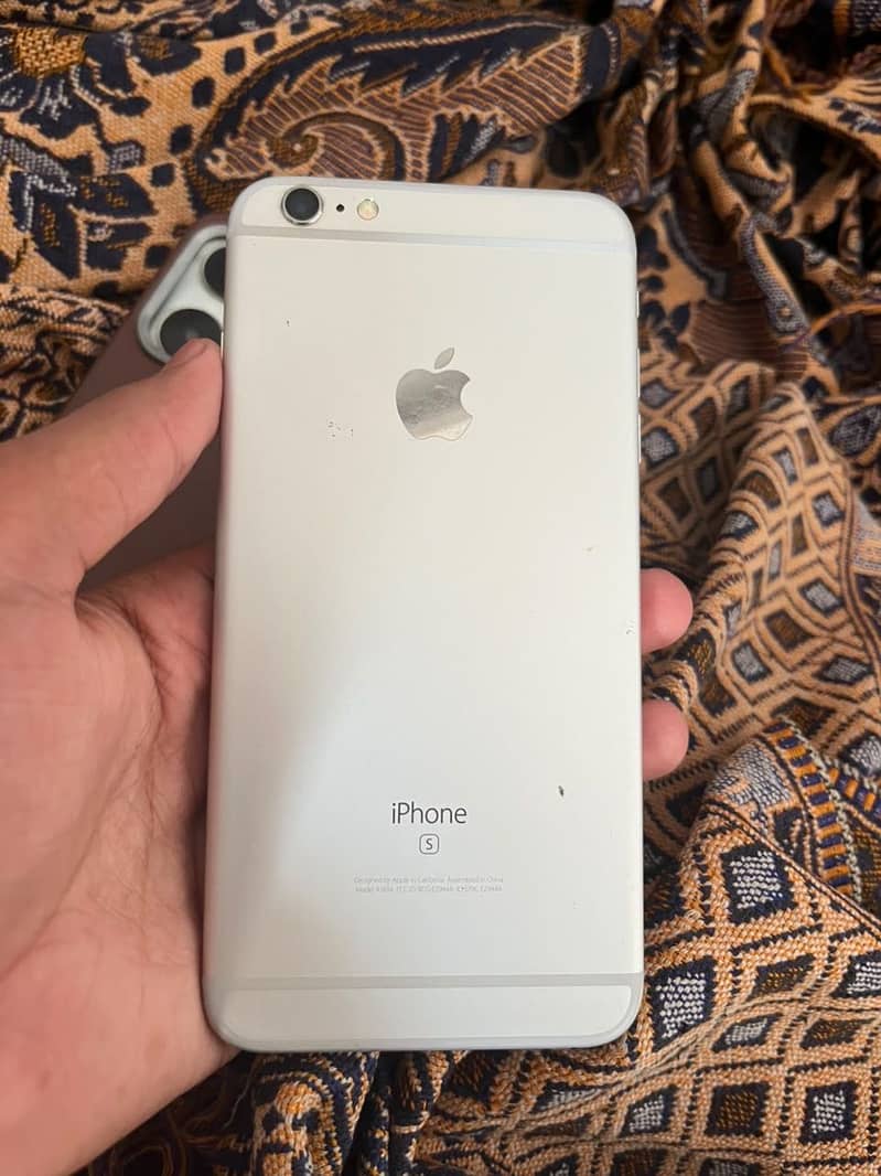 Apple iPhone 6S Plus 7