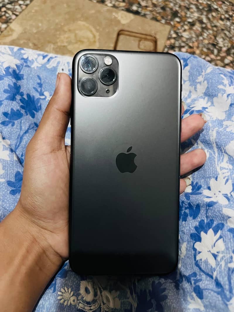 Apple iPhone 11 Pro Max 0