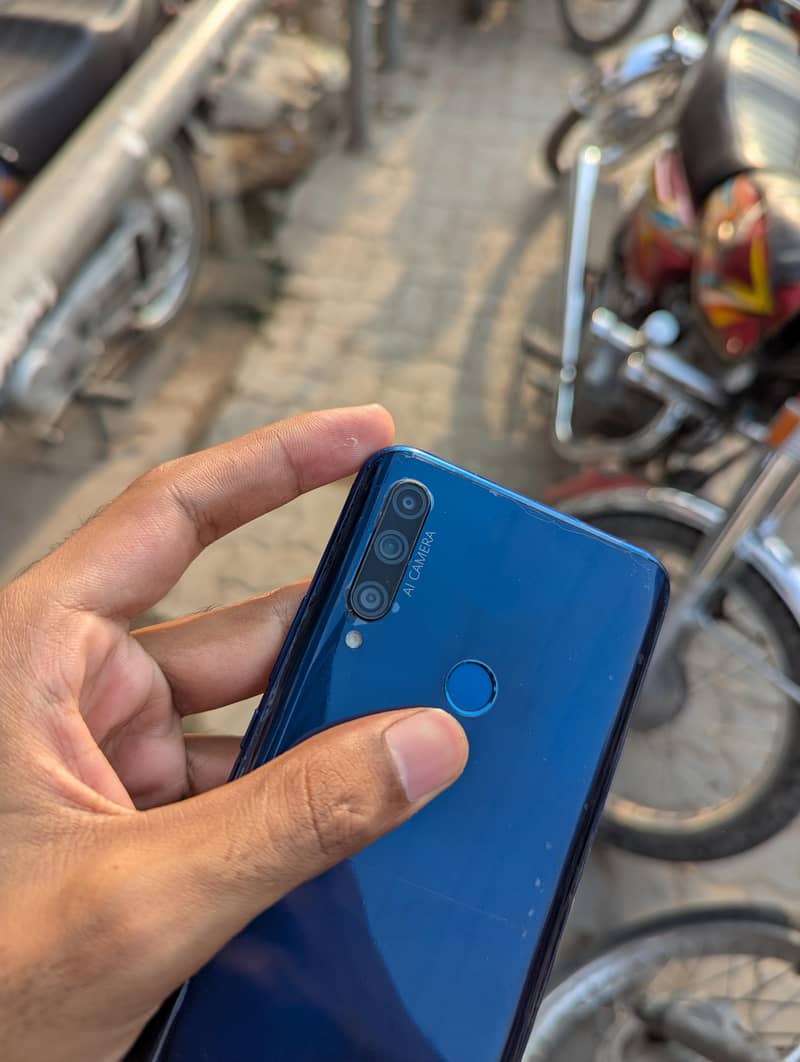 Honor 9X 4