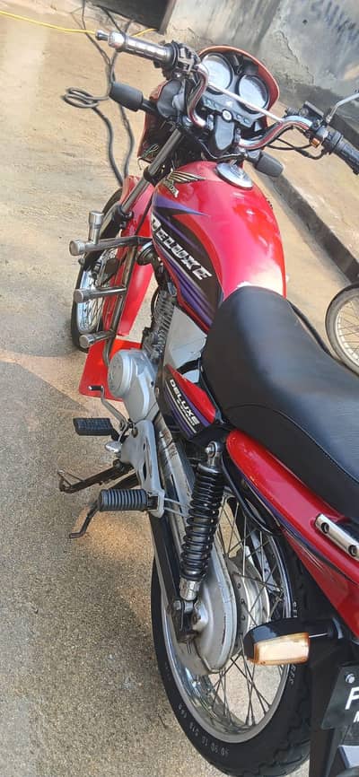 Honda CG125 delexe in best condition