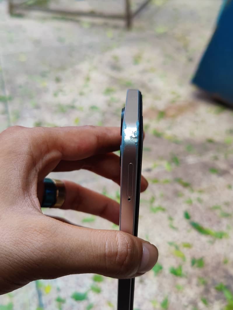 Realme C33 5