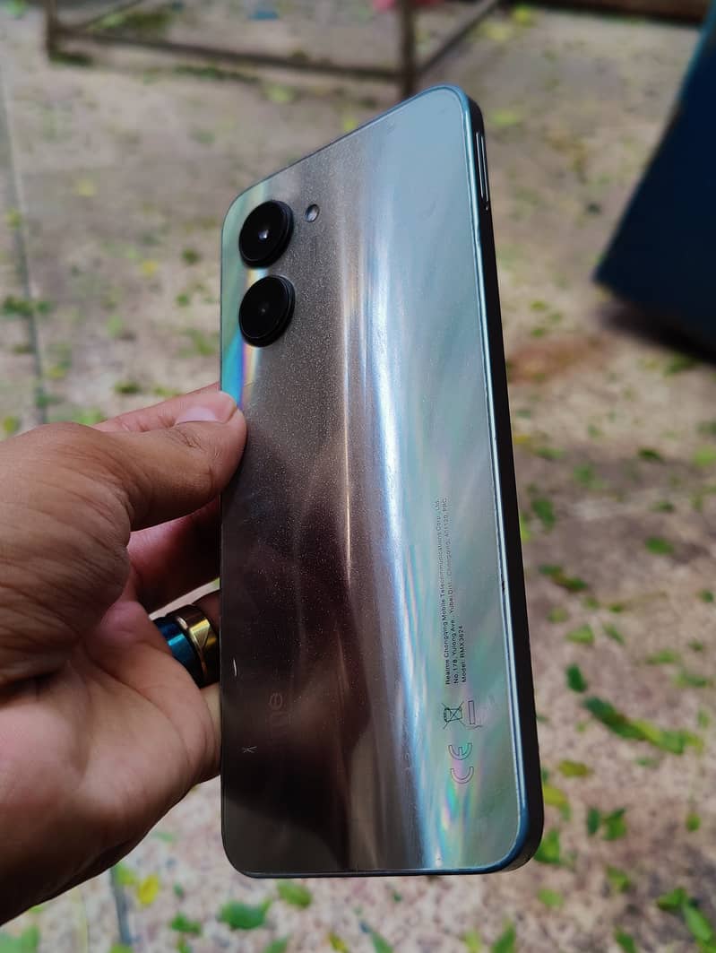 Realme C33 6