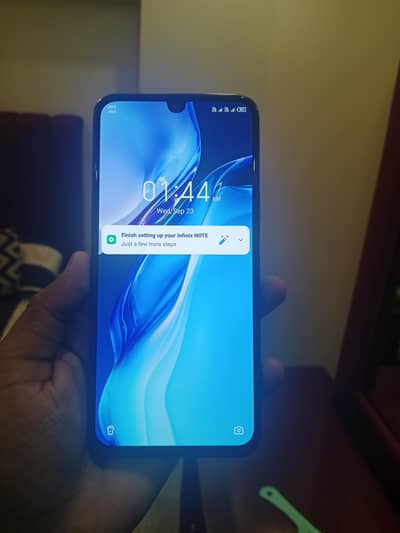 Infinix Note 11