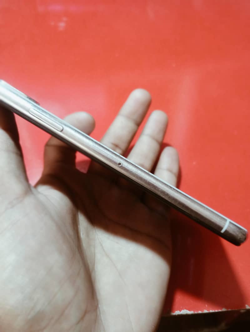 Apple iPhone X 3