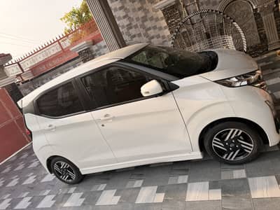 Nissan Dayz Highway Star 2023/2024 s/hybird