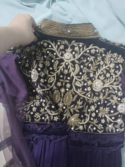 Ladies Clothes – Good Condition