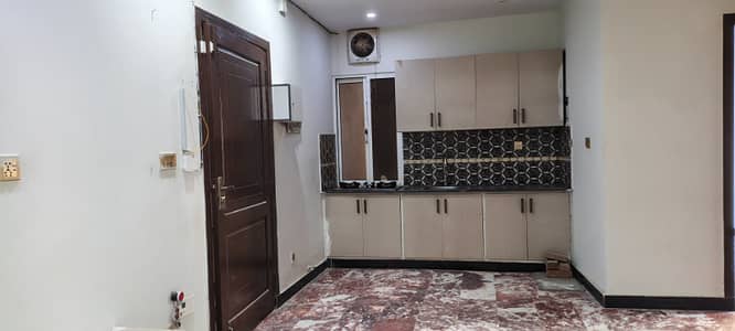 2 bed apartment available for rent in bahria Town phase 8