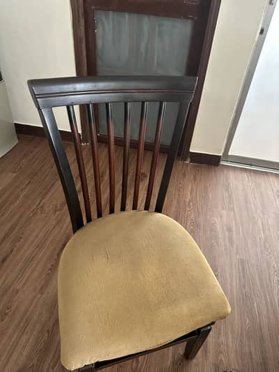 6 person dining table