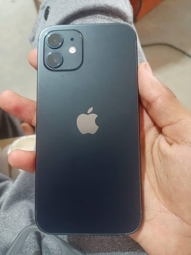Apple iPhone 12 0