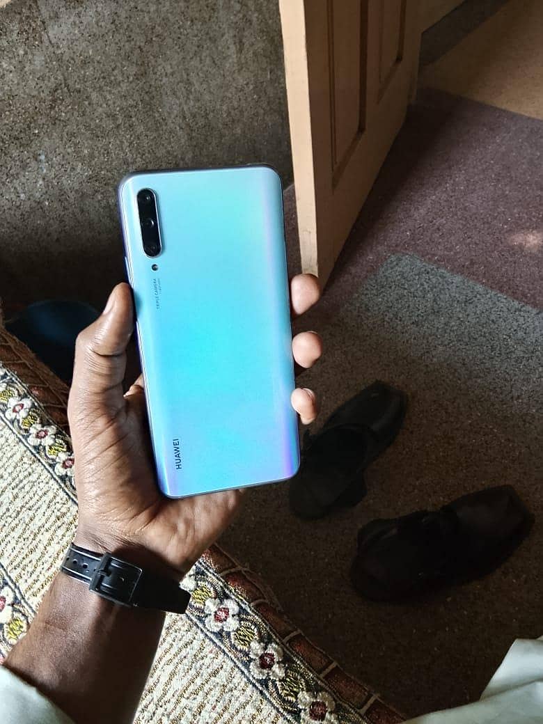 Huawei 6