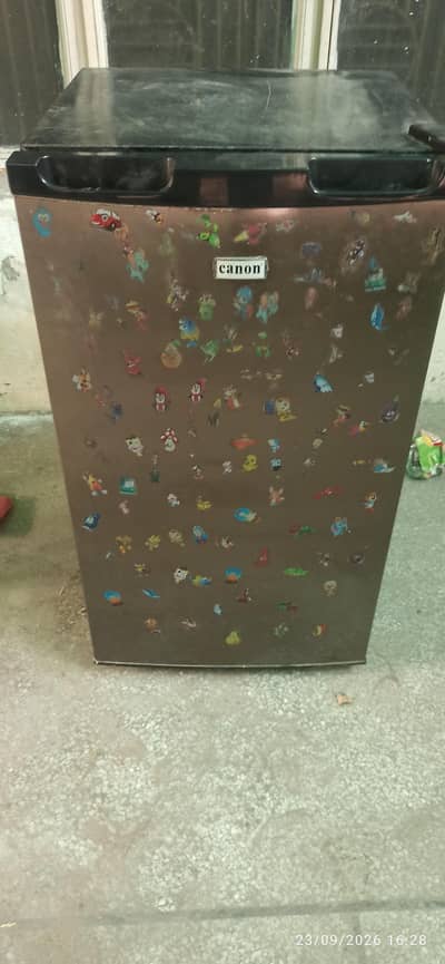 Mini Fridge freezer Canon Used 10000 only