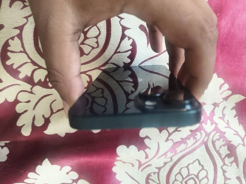Apple iPhone 14 6