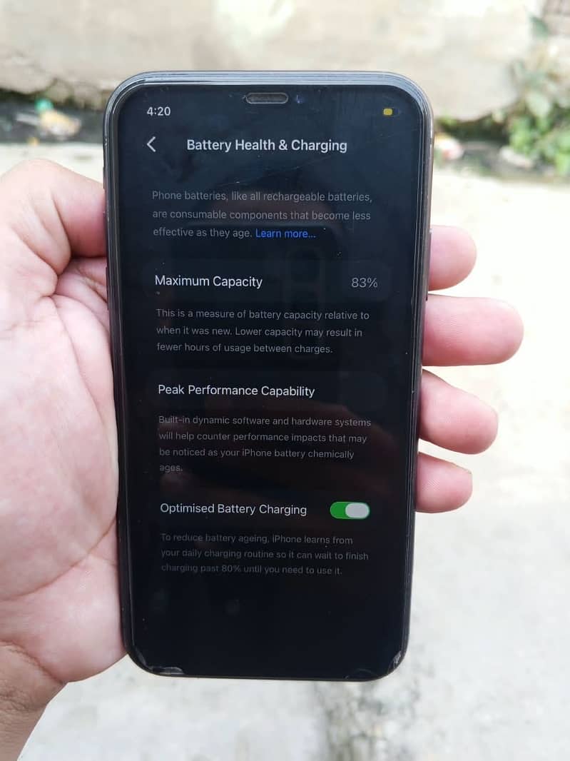 Apple iPhone 11 3