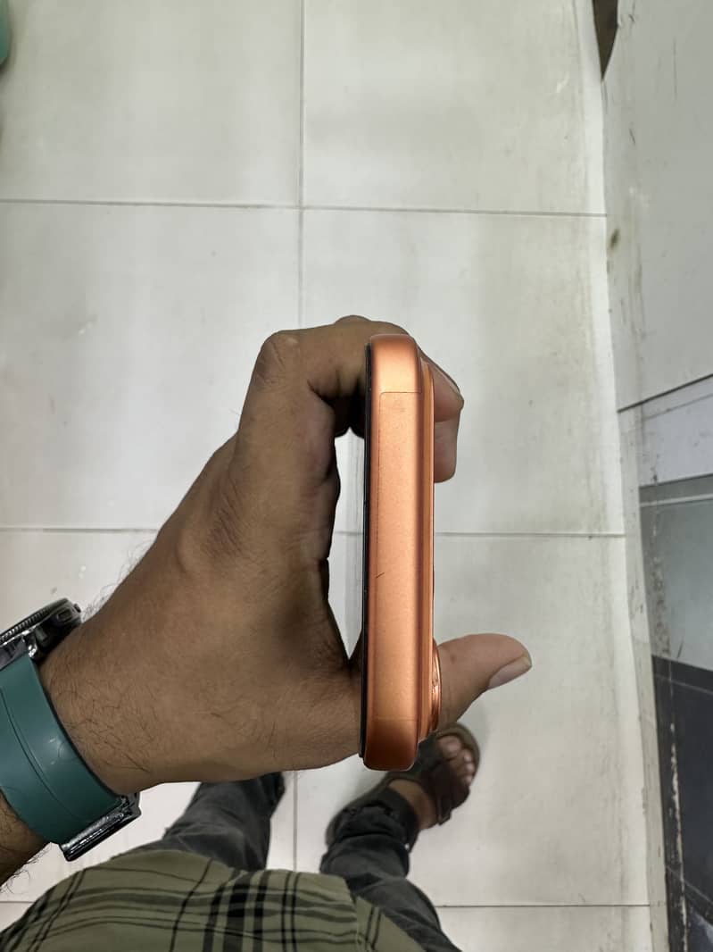 Apple iPhone 17 Pro Max 1