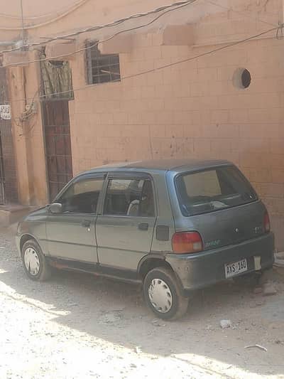 Daihatsu Cuore 2011