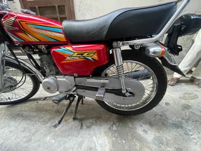 CG 125 red color
