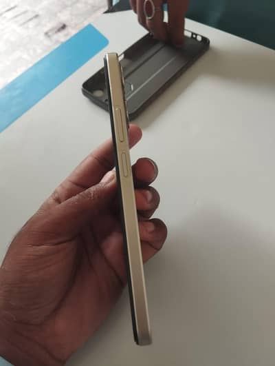 Realme Note 70