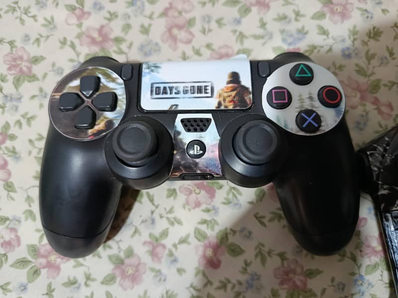 Playstation 4 controller 1
