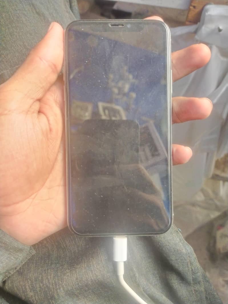 Apple iPhone X 5