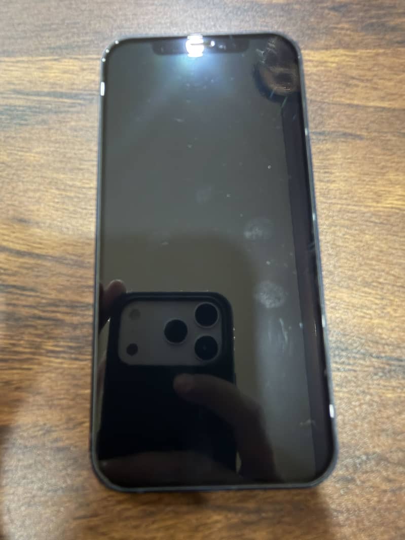 Apple iPhone 12 1