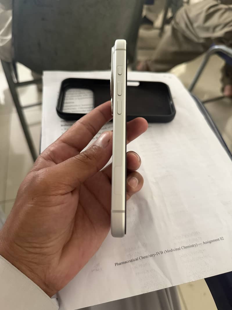 Apple iPhone 17 Pro 3