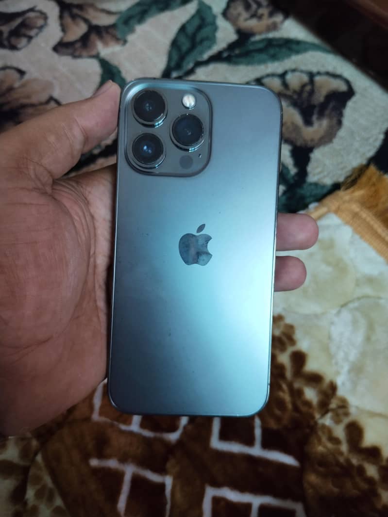 Apple iPhone 13 Pro 6