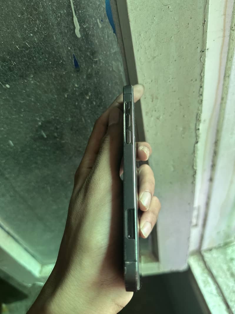 Apple iPhone 12 Pro 3