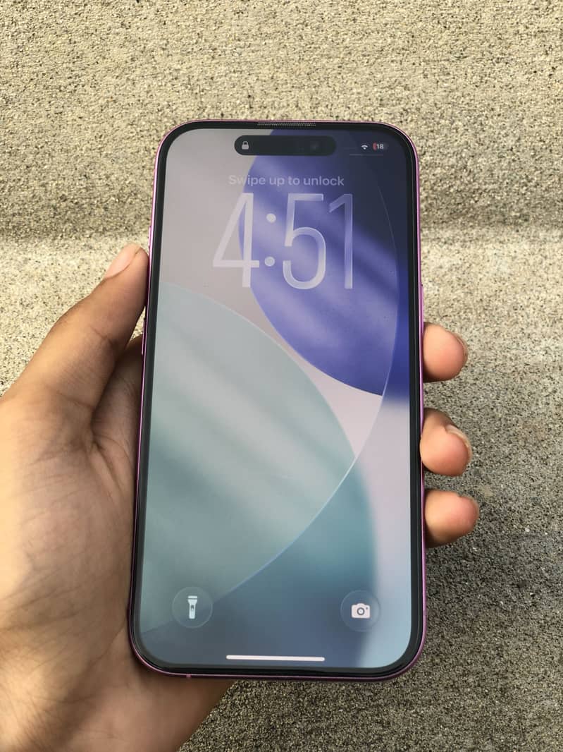 Apple iPhone 16 1