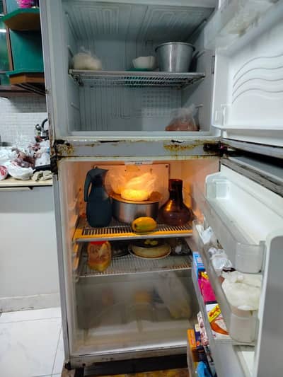 Dawlance fridge condition used cooling very nice.