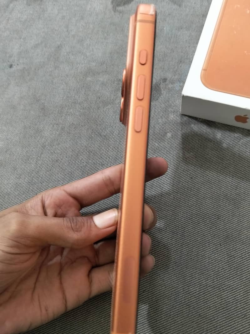Apple iPhone 17 Pro Max 1