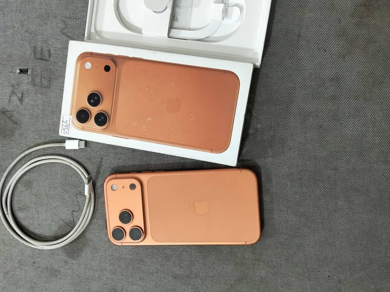 Apple iPhone 17 Pro Max 3