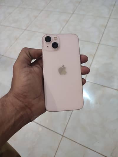 Apple iPhone 13