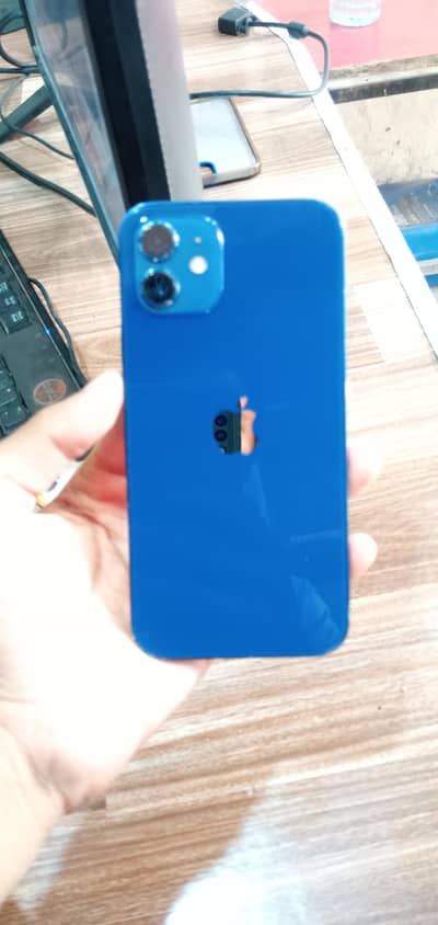 Apple iPhone 12