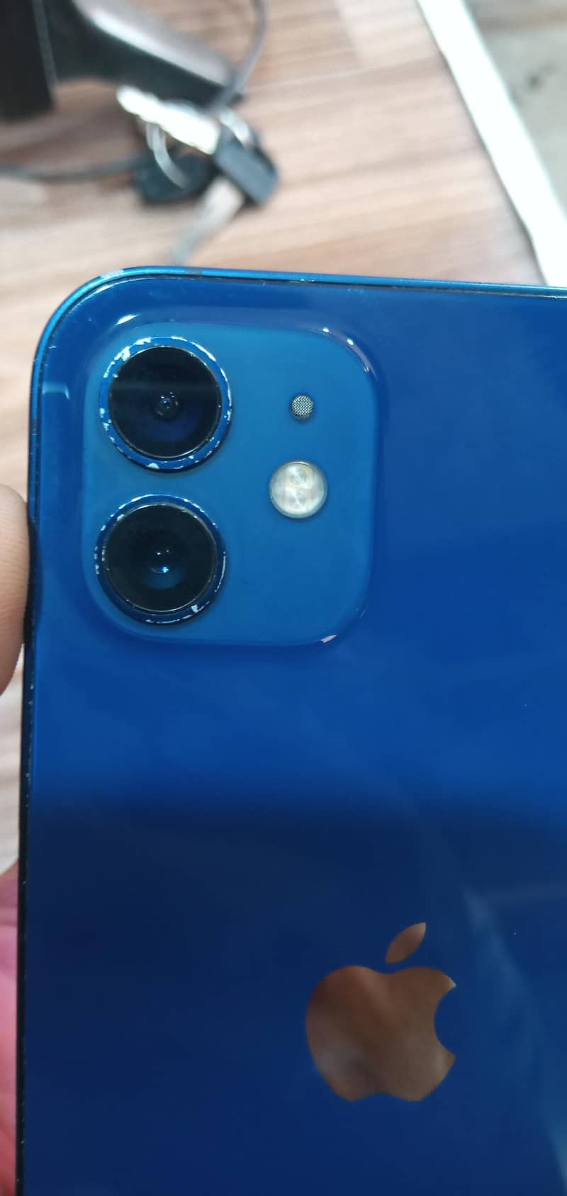 Apple iPhone 12 11