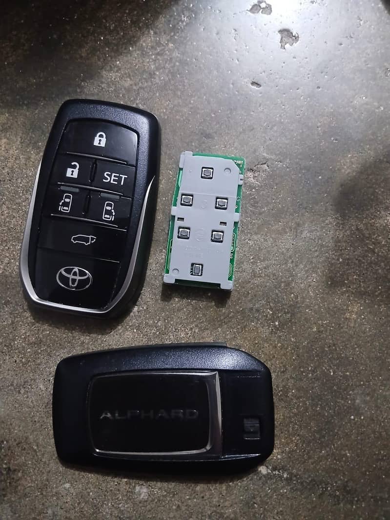 car Remote keys 1