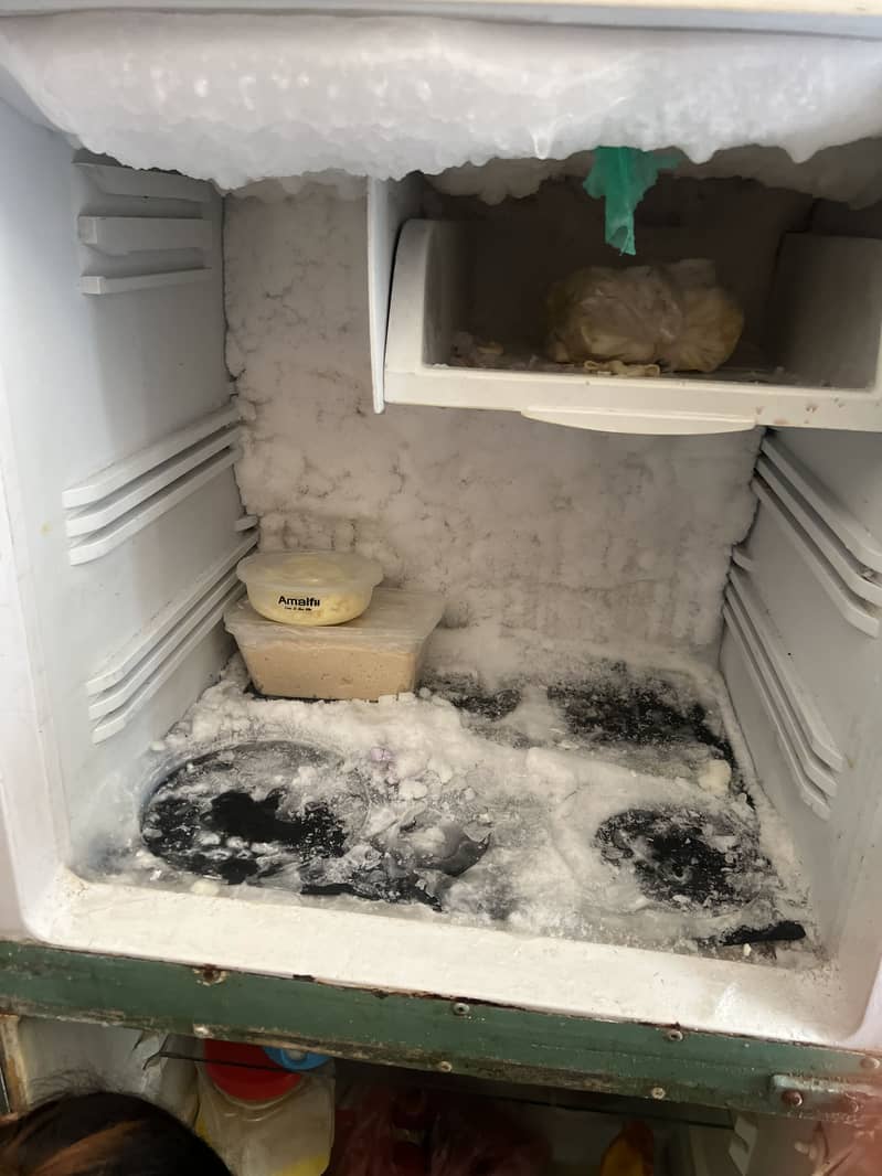 Small frige 3