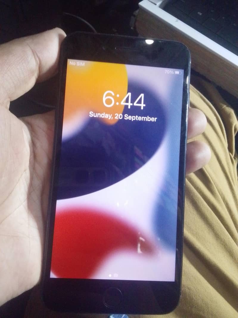 Apple iPhone 7 Plus 1