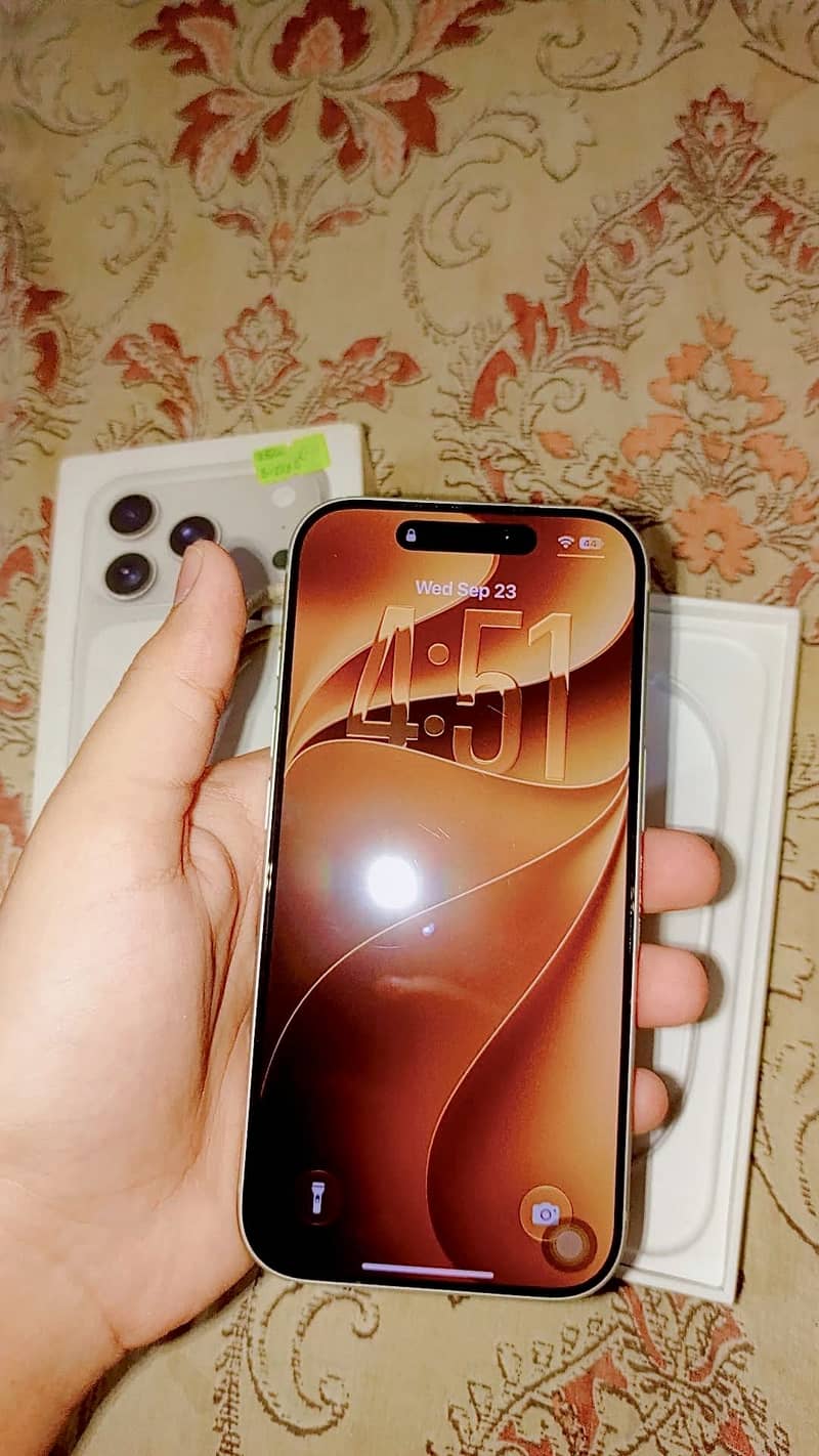 Apple iPhone 17 Pro 1