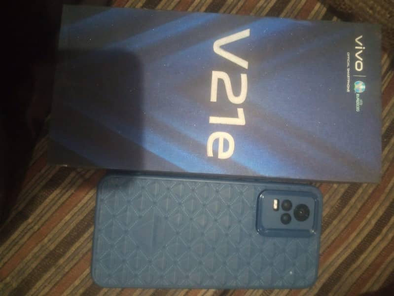 Vivo V21e 4