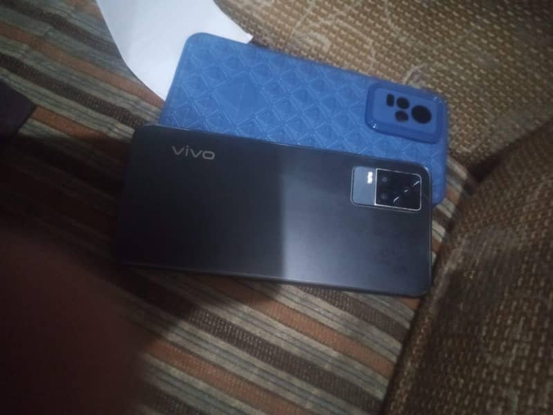 Vivo V21e 6