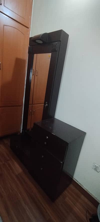 Dressing table for home