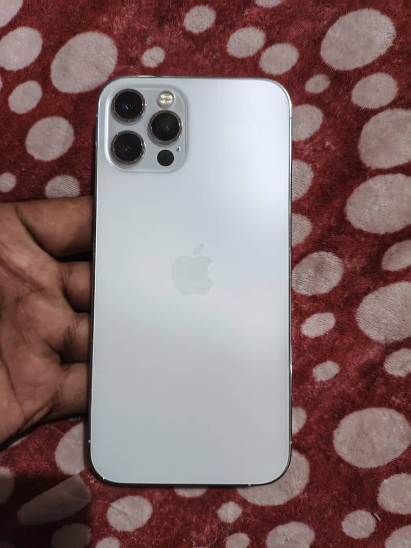 Apple iPhone 12 Pro 2