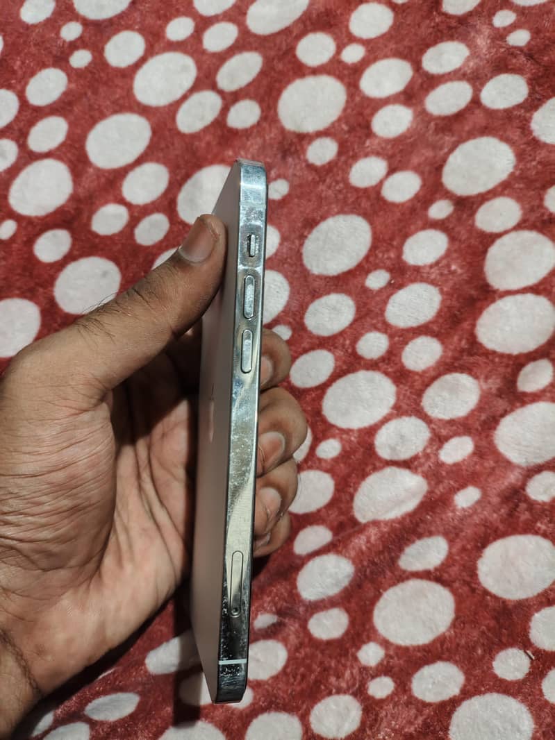 Apple iPhone 12 Pro 3
