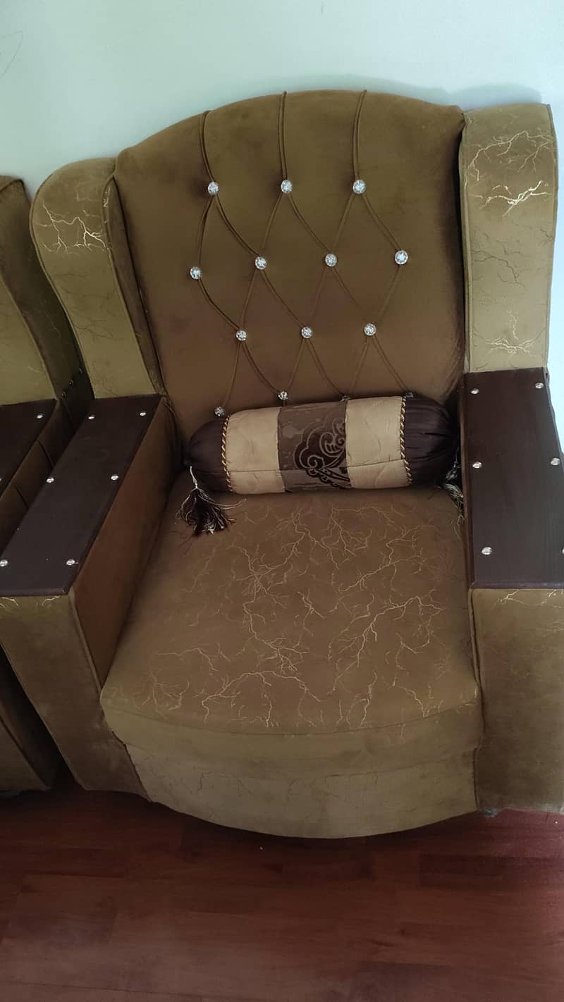5 seater sofa 0
