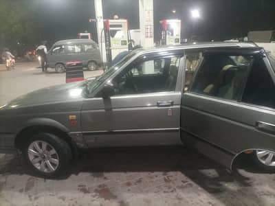 Nissan Sunny 1988