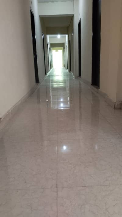A Room Of 250 Square Feet In Lehtarar Road