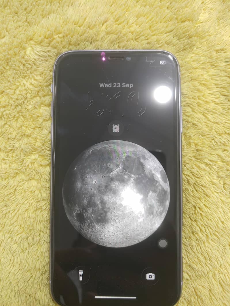 Apple iPhone 11 3