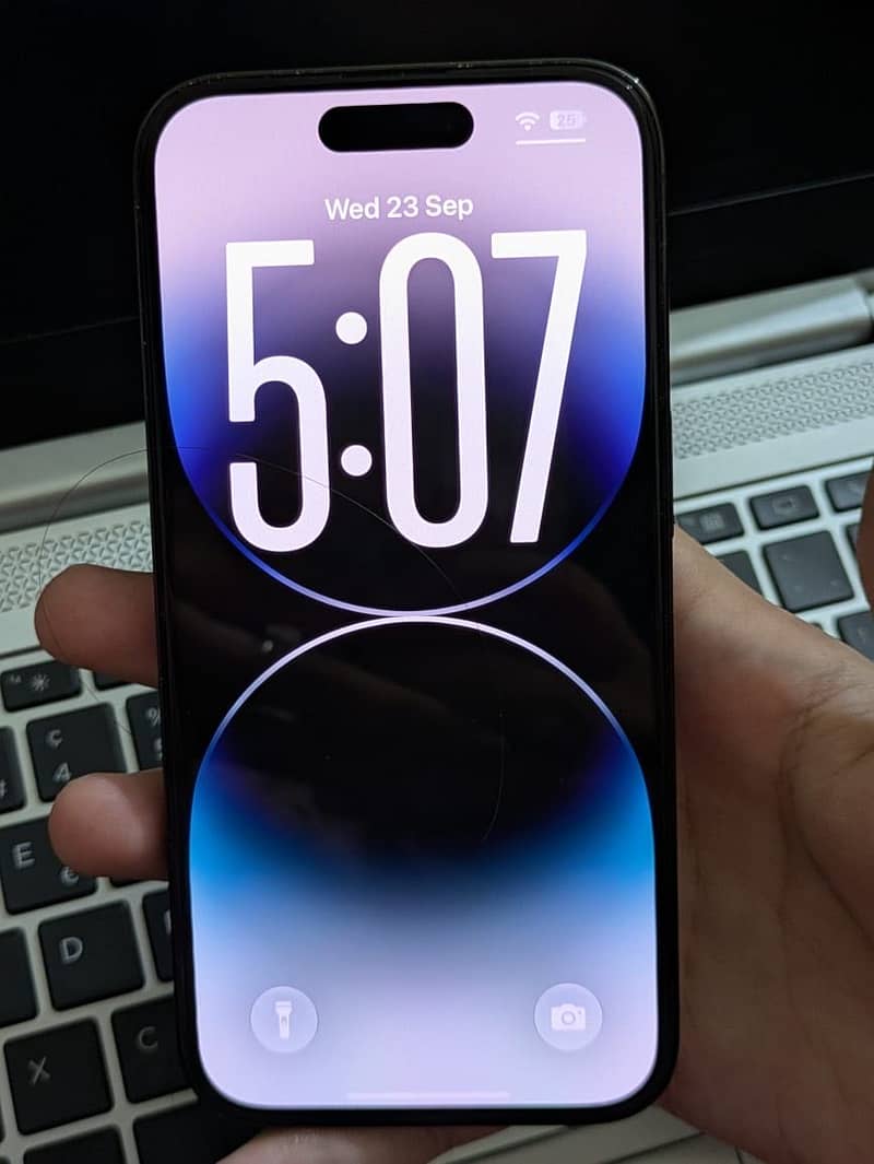 Apple iPhone 14 Pro 0