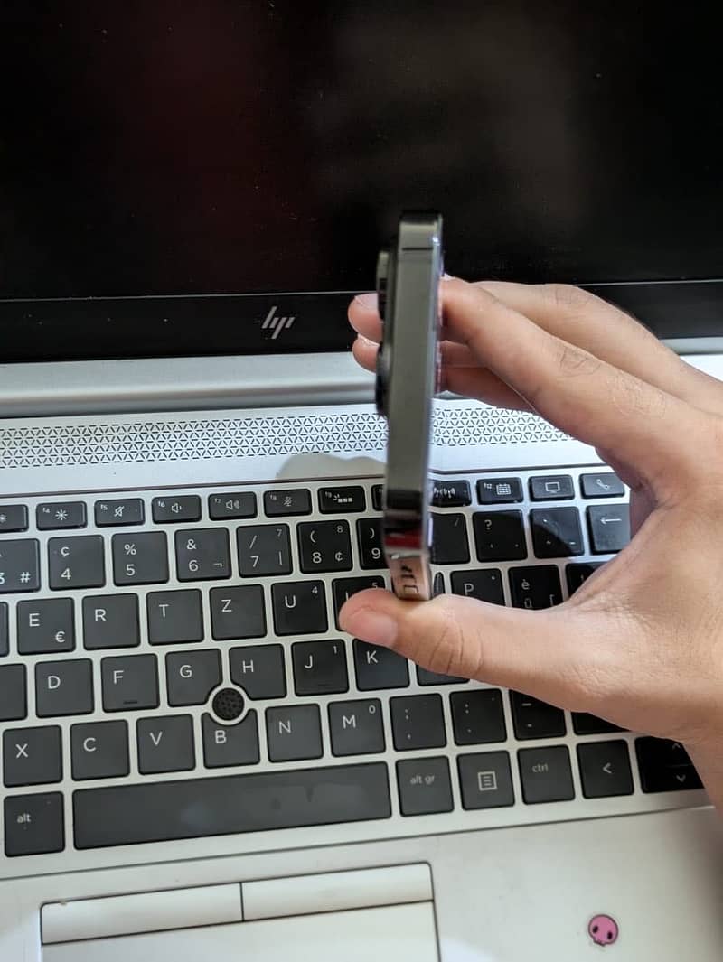 Apple iPhone 14 Pro 2